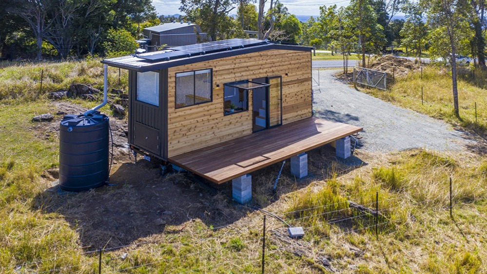 Alphaline Homes Tiny Home Ocean View Drive Drone 05 Web