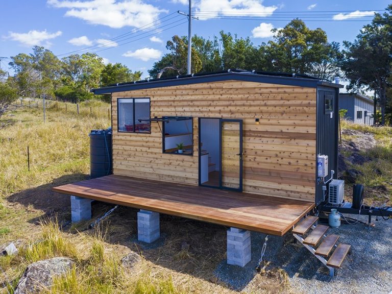 Alphaline Homes Tiny Home Ocean View Drive Drone 06 Web