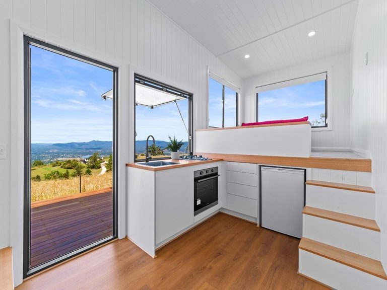Alphaline Homes Tiny Home Ocean View Drive 05 Web