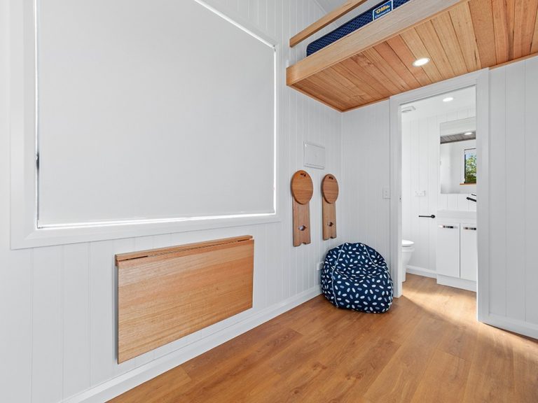 Alphaline Homes Tiny Home Ocean View Drive 07 Web