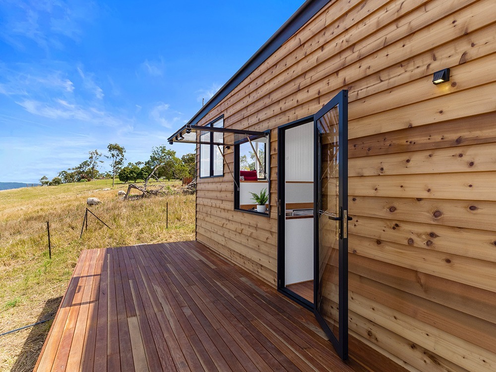 Alphaline Homes Tiny Home Ocean View Drive 13 Web